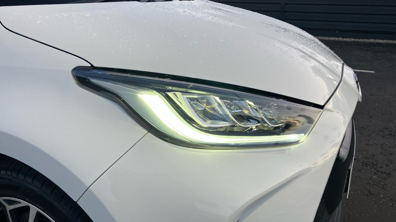 Toyota Yaris 1.5 Hybrid Design 5dr CVT Hybrid Hatchback